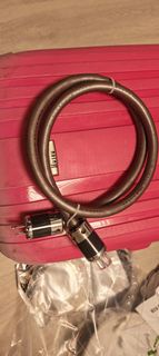 Mesov 發燒級電源線