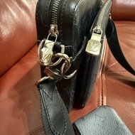 LV TRIO郵差包黑武士(M69443)