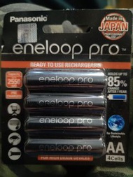 Panasonic eneloop Pro AA 充電電池