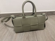 BV Mini East/West Arco tote bag