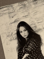 1998 Emmanuelle Beart Identification of a French Woman Postcard 1998年香港臨時區域市政局主辨法國駐香港總領事館文化部恊辨電影展明信片