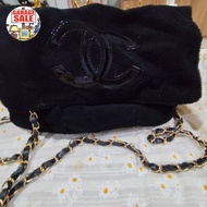 Vintage Chan el terry cloth cross body bag ori