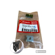 6MM CLIP NUT BOLT 10 90305 GEE 710