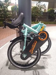 18吋 Bicycle 578元 中童單車 bike 摺疊款 ，另有粉及黃色。而  12吋 428元，14吋478元，16吋528元及20吋628元 bbcwpbike bike