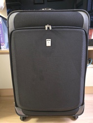 超過110年歷史的英國品牌Antler 27吋黑色布面(軟殼)行李箱/喼/Luggage/Baggage/Suitcase