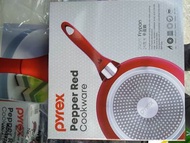 PYREX  24cm frypan 平底鍋 BPA free