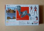 shf超人吉田 (不議價) 全新日版 單膠紙 shf 超人 ultraman 吉田 50th Anniversary Edition 50週年 shf 超人 ultraman 裏面有建築物 同樓 大廈