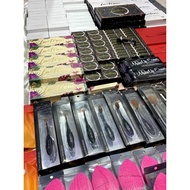 Lustrous mall pull out make up BYS x Regine