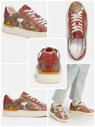 *🇨🇦✈️Coach X Peanuts Clip Low Top Sneaker In Signature Canvas With Snoopy Woodstock Print*