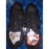 Adidas bersaizkan 9uk kain macam jaring