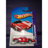 Hot Wheels Enzo Ferrari 2013 Hw Showroom