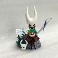News Mine Hollow Knight Sitting Posture Wasp Female Blue Green Path Game Peripheral Model Figure Orn