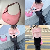 Coach 肩背包粉色