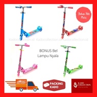 3-Wheel Children's Scooter with Bonus Bell & DIY Image Kids Scooter Kids Tricycle