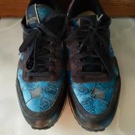 SEPATU PRIA VALENTINO GARAVANI TAG TUNGGAL