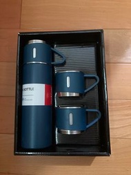 Vacuum  flask set 水杯 水壺 套組 瓶杯組 不鏽鋼保溫杯 禮盒