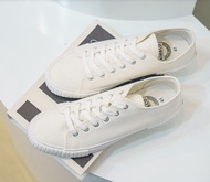 KIM&CO. Toffee(KF010M) รองเท้าผ้าใบกันน้ำ แฟชั่นผู้ชาย มินิมอล ใส่สบายไปได้ทุกที่ ไม่เมื่อยเท้า