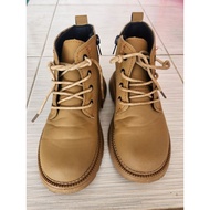 Brown Children's Ankle Boots Side Zipper Soft Very Light Weight Comfortable To Wear Size 30 Feet Len