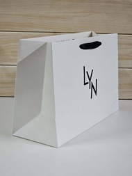 ถุงกระดาษ LYN ถุงกระดาษใบใหญ่ และ ถุงขนาด มินิ  ถุงของขวัญ สำหรับกระเป๋า LYN มอบเป็นของขวัญ ในทุกโอกาส สินค้าพร้อมส่ง