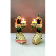 Statue of a fairy offering a lamp 22 cm high bag