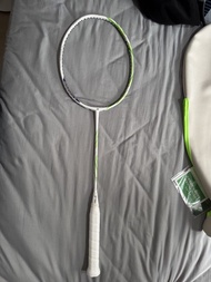 全新 Brand New YONEX ASTROX 100ZZ Viktor Axelsen Edition 4U5