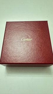 出售國際高級品牌、法國Cartier 卡地亞珠寶首飾盒、全新紅色高品質盒，高級絲絨、全部原裝正版。超靚美學設計。合適pm/順豐