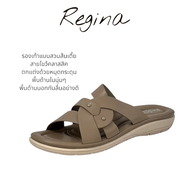Regina รองเท้าแบบสวมส้นเตี้ย รุ่น CC257 สายไขว้สวมใส่ง่าย ตกแต่งด้วยหมุดกระดุม
