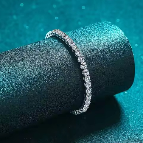 Ms. PT950 Platinum Bracelet, Platinum Filled Four-Claw 10 Points Mossanite, 18cm (Single 10 Points) 