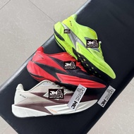 FuelCell Rebel v5 Running Shoes With Free Socks by JM HOOPS