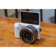 Sony Nex 5T/5R camera + 16-50mm OSS lens - 16 Megapixel - With Wifi - FullHD 60fps video recording -