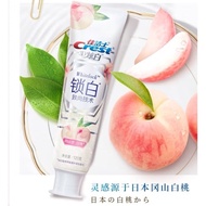 Crest 3D White Toothpaste – White Peach Flavor