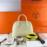 愛馬仕 Hermès  Bolide25 Epsom 皮 Nata 奶油白金扣