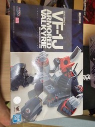 全新盒超時空要塞超合金VF-J1 Armored Valkyrie VF-1S Valkyrie Roy Focker Special骷髏機福卡 專用機連初回特典