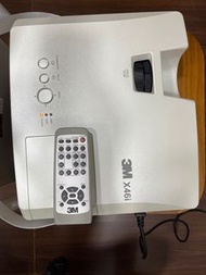 3M x46i  XGA 商用投影機（連搖控)