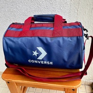 Converse (คอนเวิร์ส) กระเป๋าสะพายรุ่น INFLATED ROLL DUFFLE  blue  สีน้ำเงิน