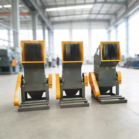 Large Powerful Plastic Shredder for PP/PE/PVC Recycling High Capacity 1.5-2 Tonnes Per Hour Energy S
