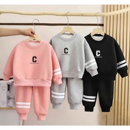 Autumn-winter fleece clothing set for children 14-45kg model C FALL-Winter. Stretchy, warm material.