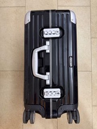 RIMOWA 黑色行李箱 22’