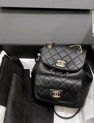 ｛Hit Item❤️‍🔥} Chanel🖤23C Duma Blackpack小號黑金牛皮 全新全套💖✨