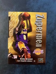 絕版罕有 Skybox NBA 1998年 NBA 高比拜仁 Kobe Bryant 高比仔 籃球員卡 籃球卡 Z Force Zupermen #195 籃球咭 籃球員咭 童年回憶 閃卡 閃咭 高比
