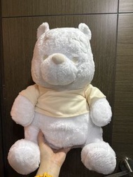 迪士尼白色限定版43cm小熊維尼Winnie the Pooh 毛公仔