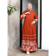 Gamis Twill Warna Merah Bata Motif Qorina Letter & Flower Size L XXL LD 105 120 Gamis Twill Jumbo Ga