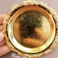 Gold-plated stainless steel plate with patterns for dumplings, betel and areca nuts, rice salt....