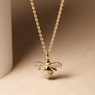 Grace Fine Jewelry จี้ทองแท้ 9K Bee Pendent With Diamond (จี้อย่างเดียว)