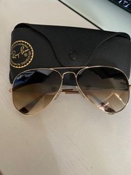 Ray-Ban RB3025 Aviator Gradient