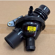 Bmw F30 / F23 / Z4 / F34 / F10 / X3 / F25 / X4 / F26 / X5 / X1 / X6 / F11 / F18 Thermostat Housing W