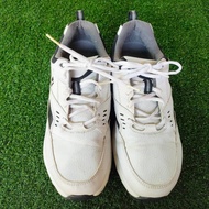 Used FJ Golf Shoes Size 8 XW Very Little Wear Condition Original Beautiful Premium Clubs Second Hand.