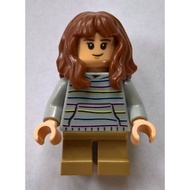 hp156 75955 Harry Potter: Hermione Granger in Light Bluish Gray Sweater with Pastel Stripes Lego Min