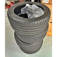 Michelin Pilot Sport 4 255/40ZR18  XL Tyre