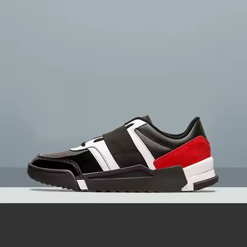 Onitsuka Tiger Track Trainer: Fashionable, Trendy, Cushioned, Durable, Lightweight, Low-Top Sneakers